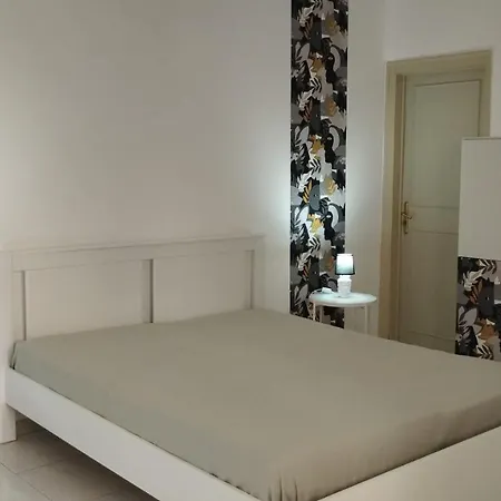 La Casa Di Nana In Centro Apartment