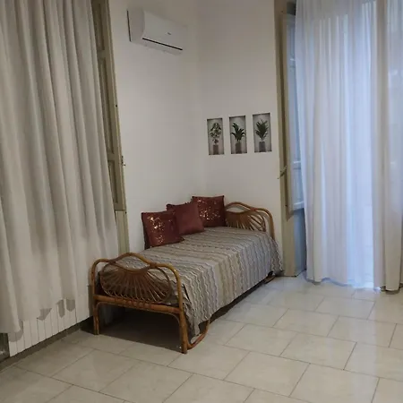 Apartment La Casa Di Nana In Centro