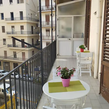 Apartment La Casa Di Nana In Centro *
