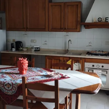Lägenhet La Casa Di Nana In Centro *